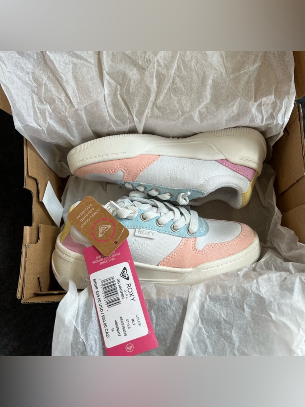 NIB Roxy Girl’s Harper Shoes Size 12
